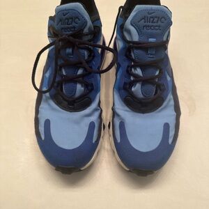 Nike Air Zoom Blue Sneakers